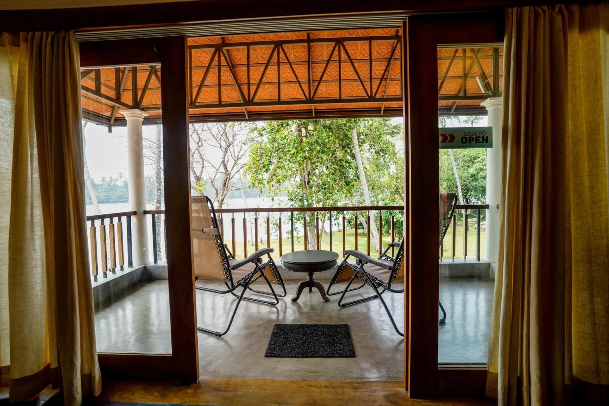 Cranganor History Café&Riverside Château North Paravur Exterior foto