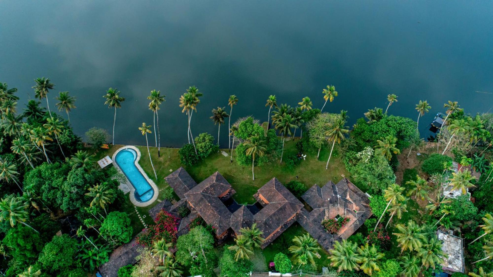 Cranganor History Café&Riverside Château North Paravur Exterior foto