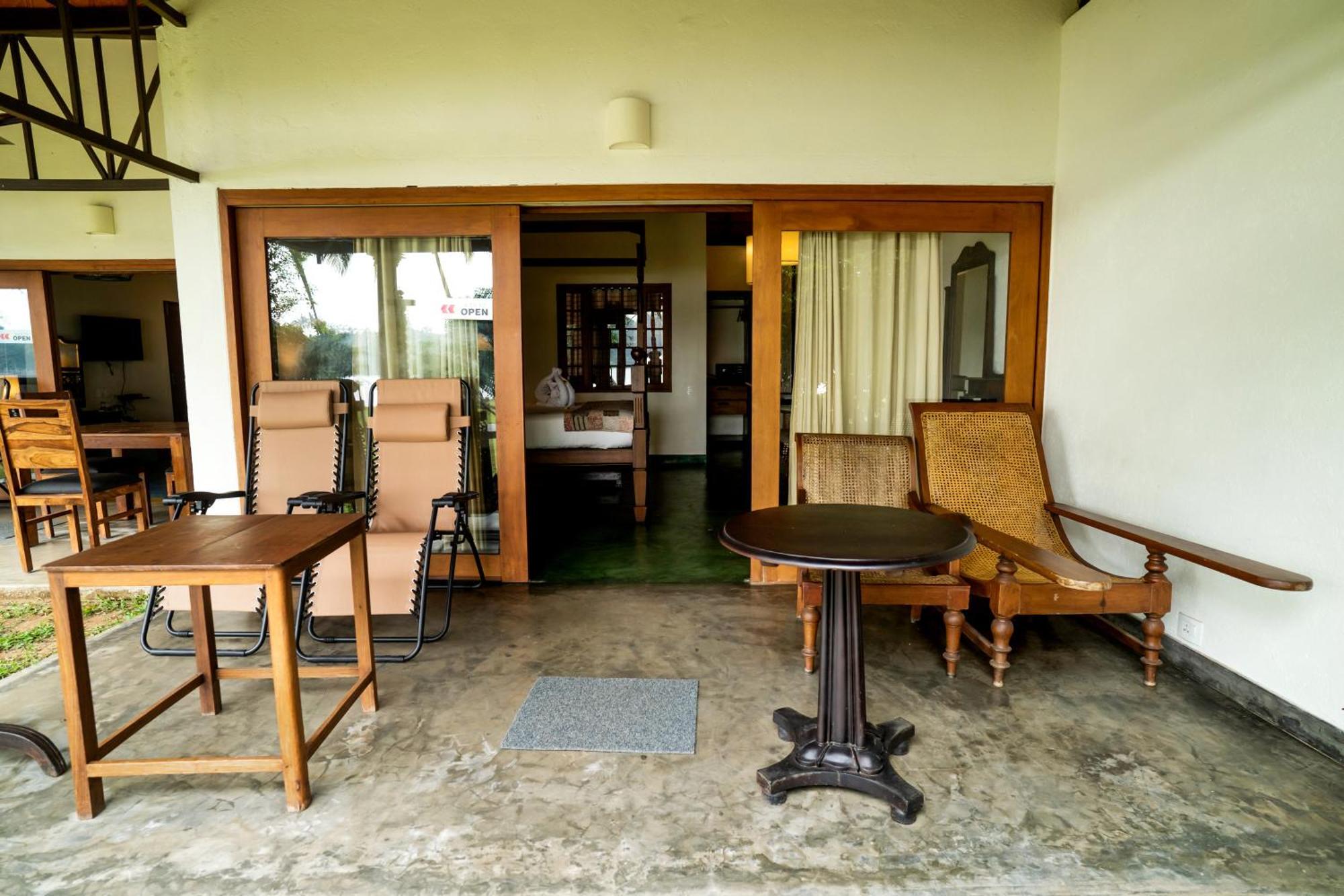 Cranganor History Café&Riverside Château North Paravur Exterior foto