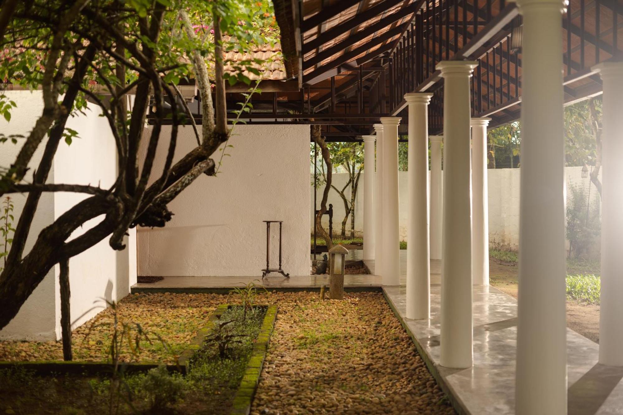 Cranganor History Café&Riverside Château North Paravur Exterior foto